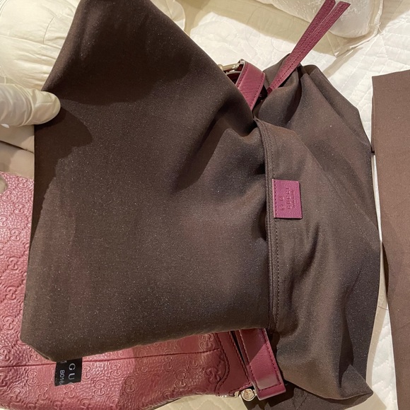 Authentic Gucci maroon leather hobo bag - Picture 15 of 17